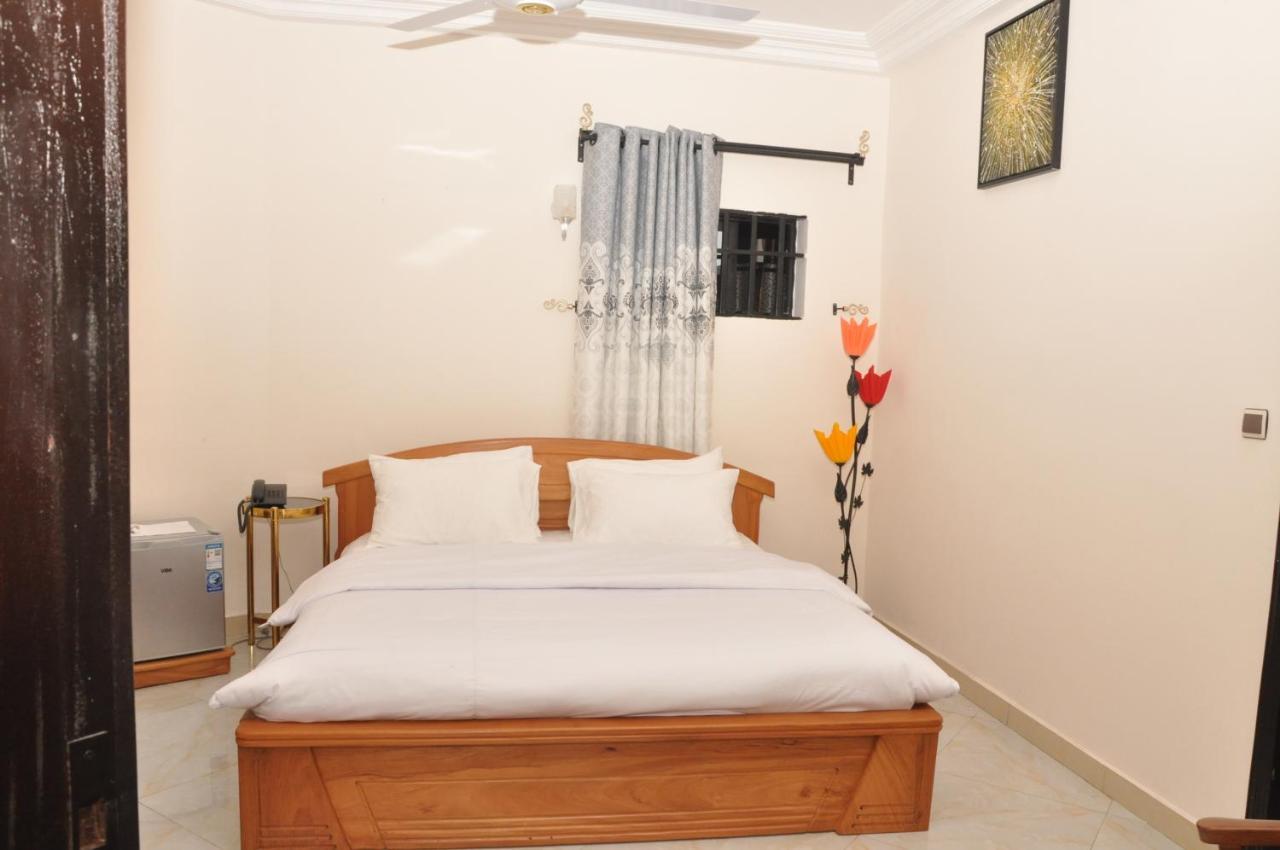 Diamond Hotel 科托努 外观 照片